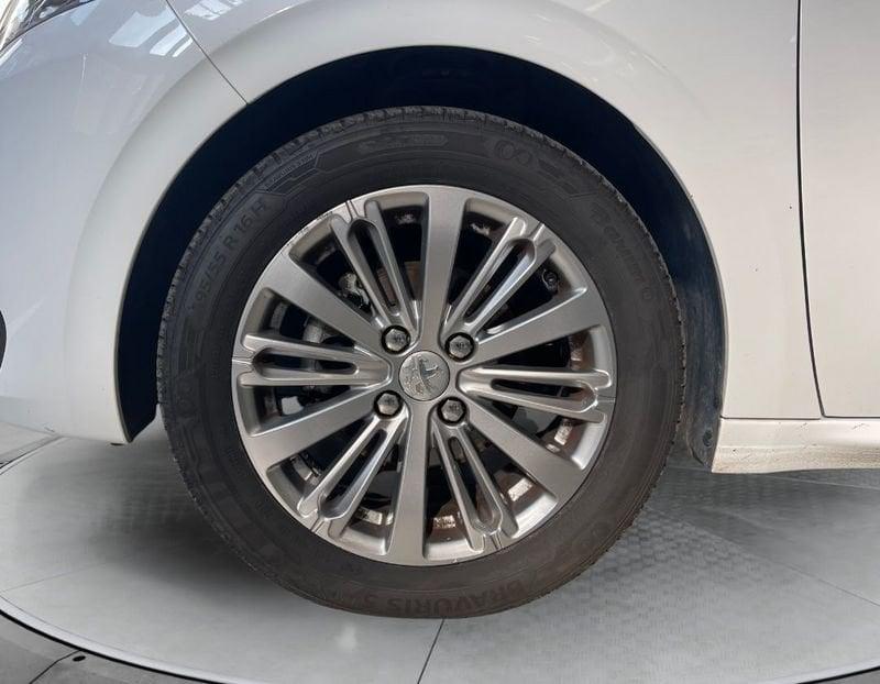 Peugeot 208 BlueHDi 75 5 porte Active - NEOPATENTATI