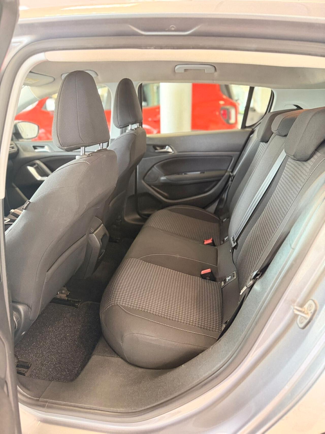 Peugeot 308 BlueHDi 130 S&S Active