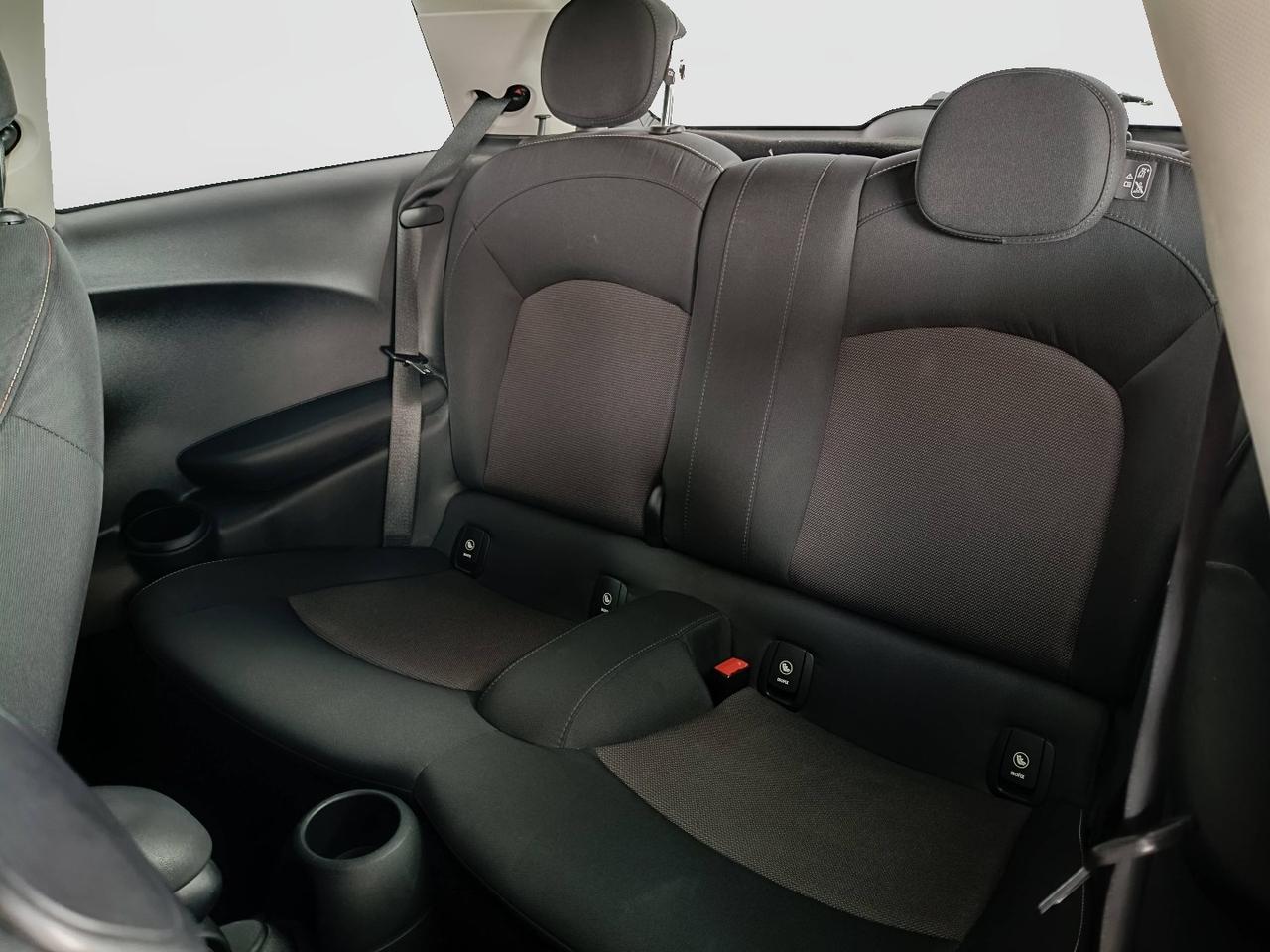 MINI Mini IV F56 2018 3p - Mini 3p 1.5 One Boost 102cv