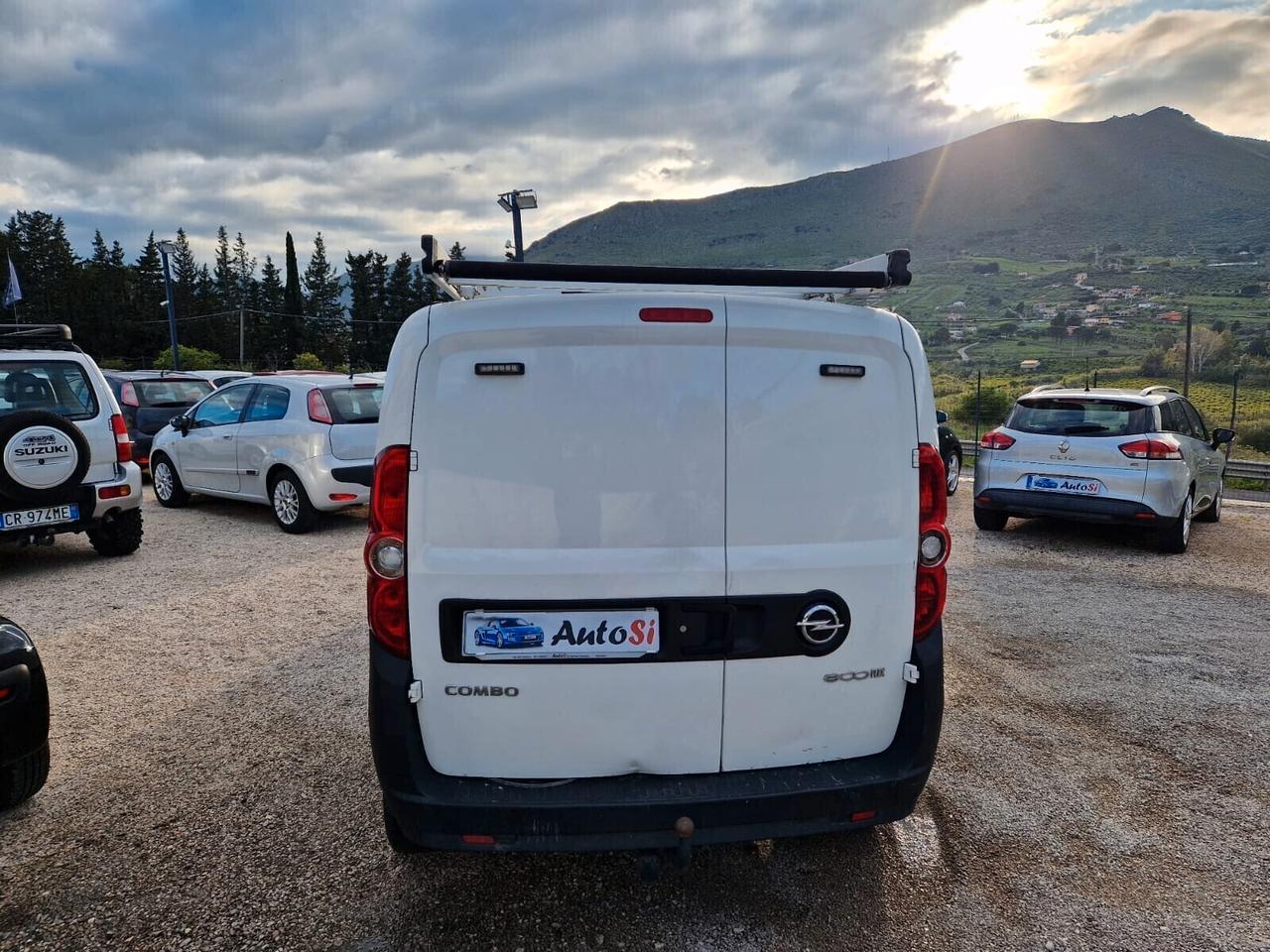 Opel Combo 1.3 CDTi 90CV PL-TN Blitz N1