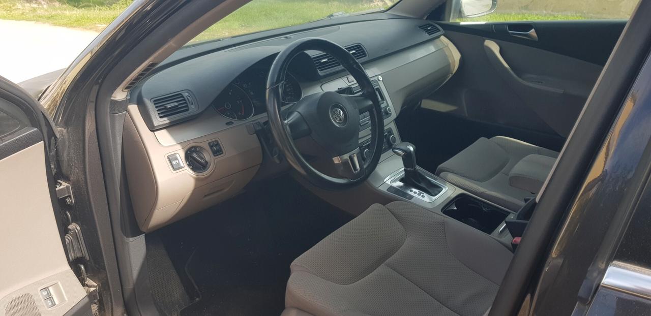 Volkswagen Passat 2.0 TDI DPF DSG Comfortline