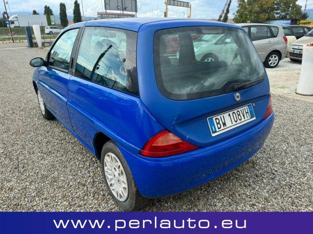 LANCIA Y 1.2i cat NEOPATENTATI