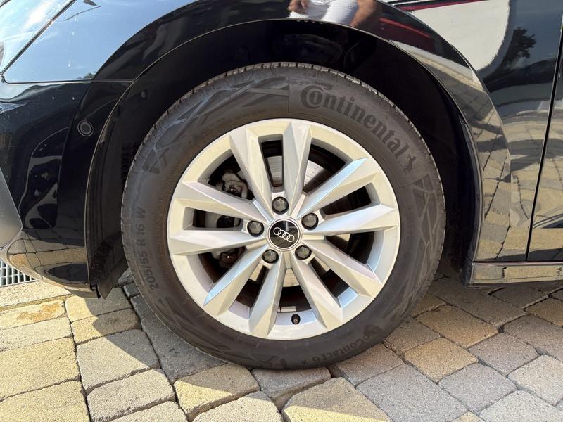 Audi A3 Sportback 30 1.0 tfsi Business LED-NAVI-PHONE APPS