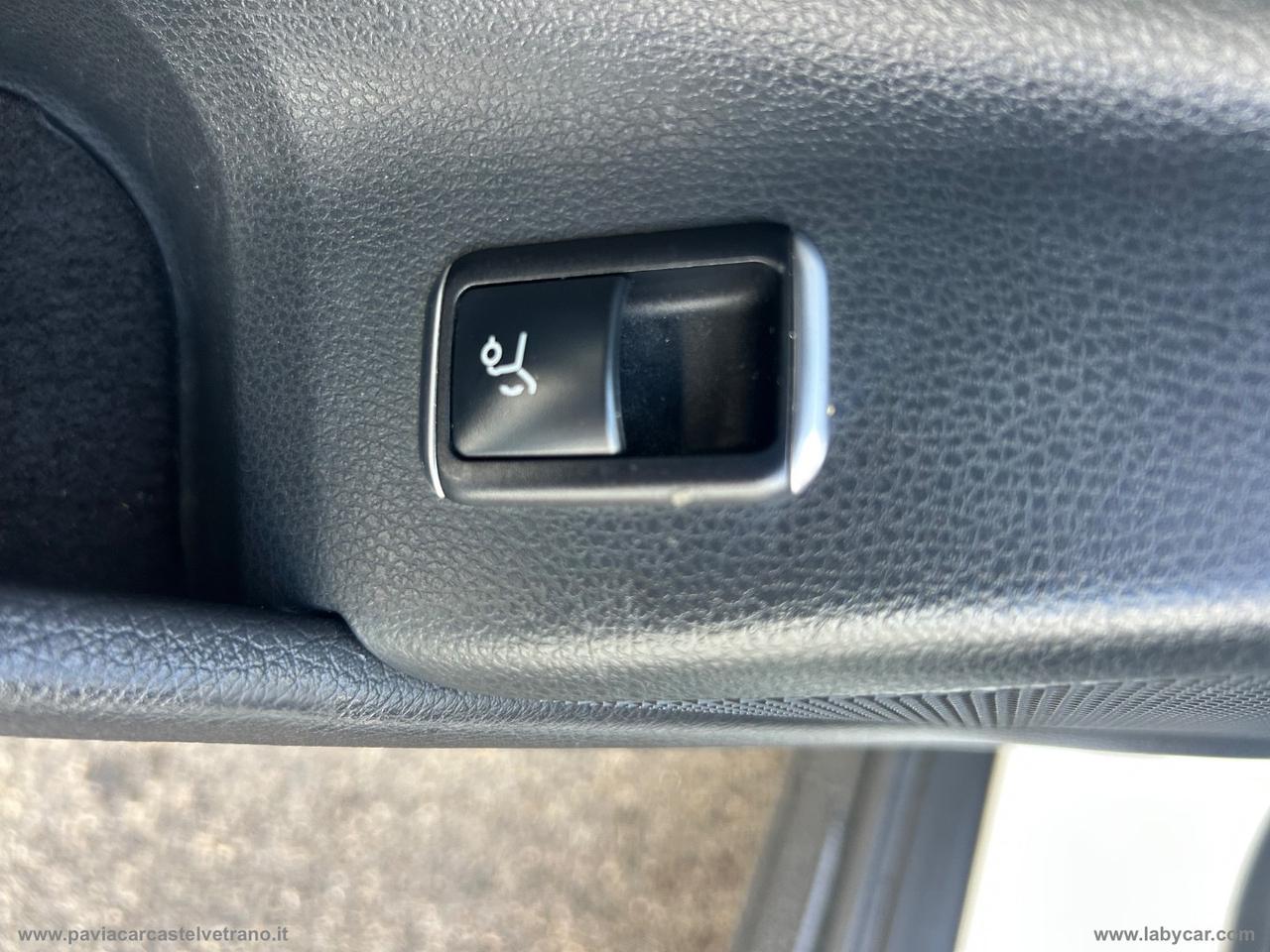 MERCEDES-BENZ GLA 200 d Automatic Premium NIGHT EDITION