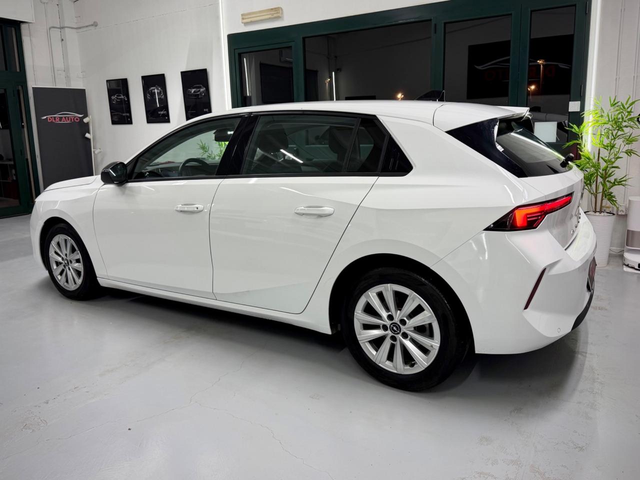 Opel Astra 1.5 Turbo Diesel 130 CV Edition