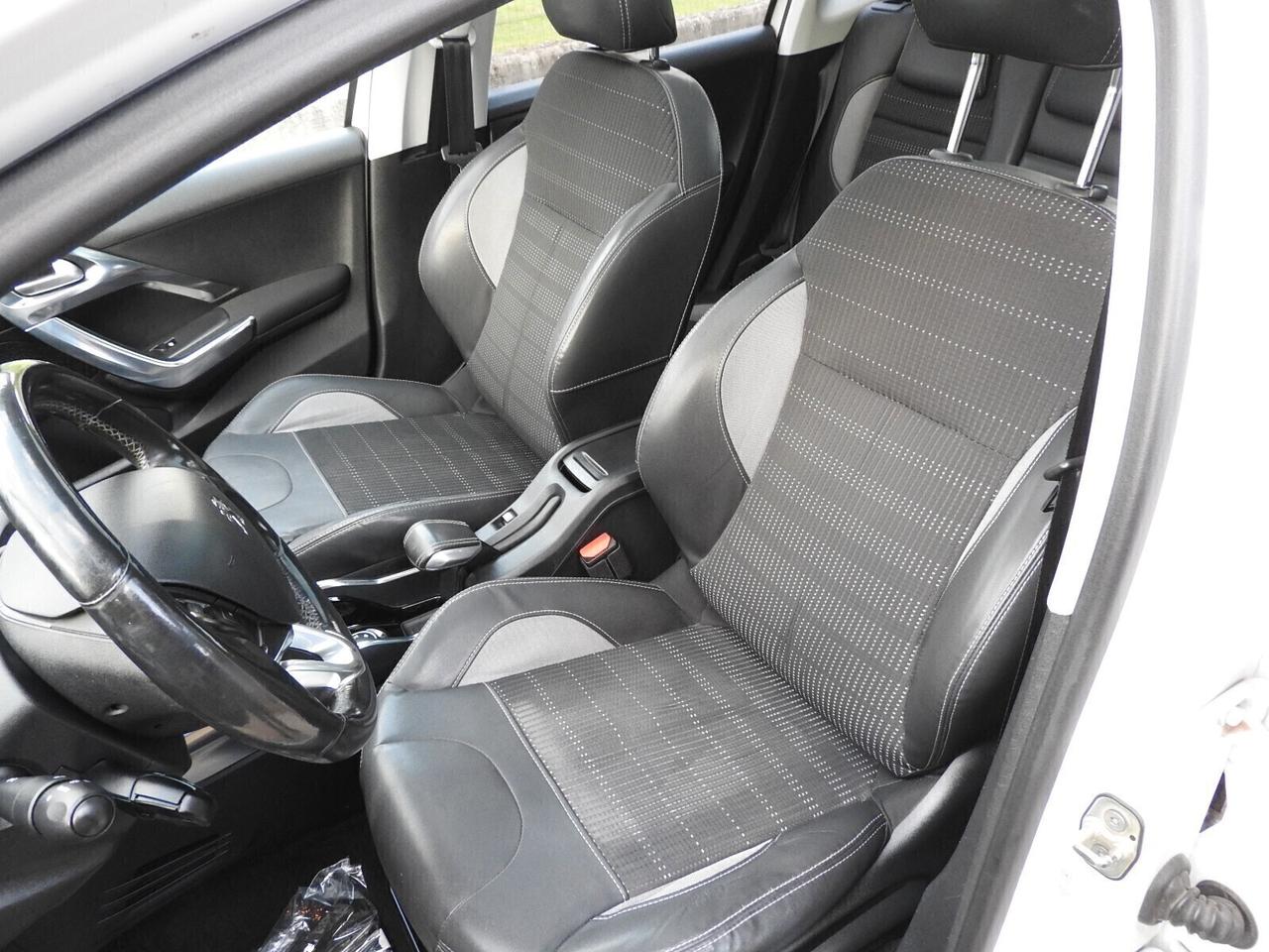 Peugeot 2008 1.6 e-HDi 92 CV NEOP. NAVI