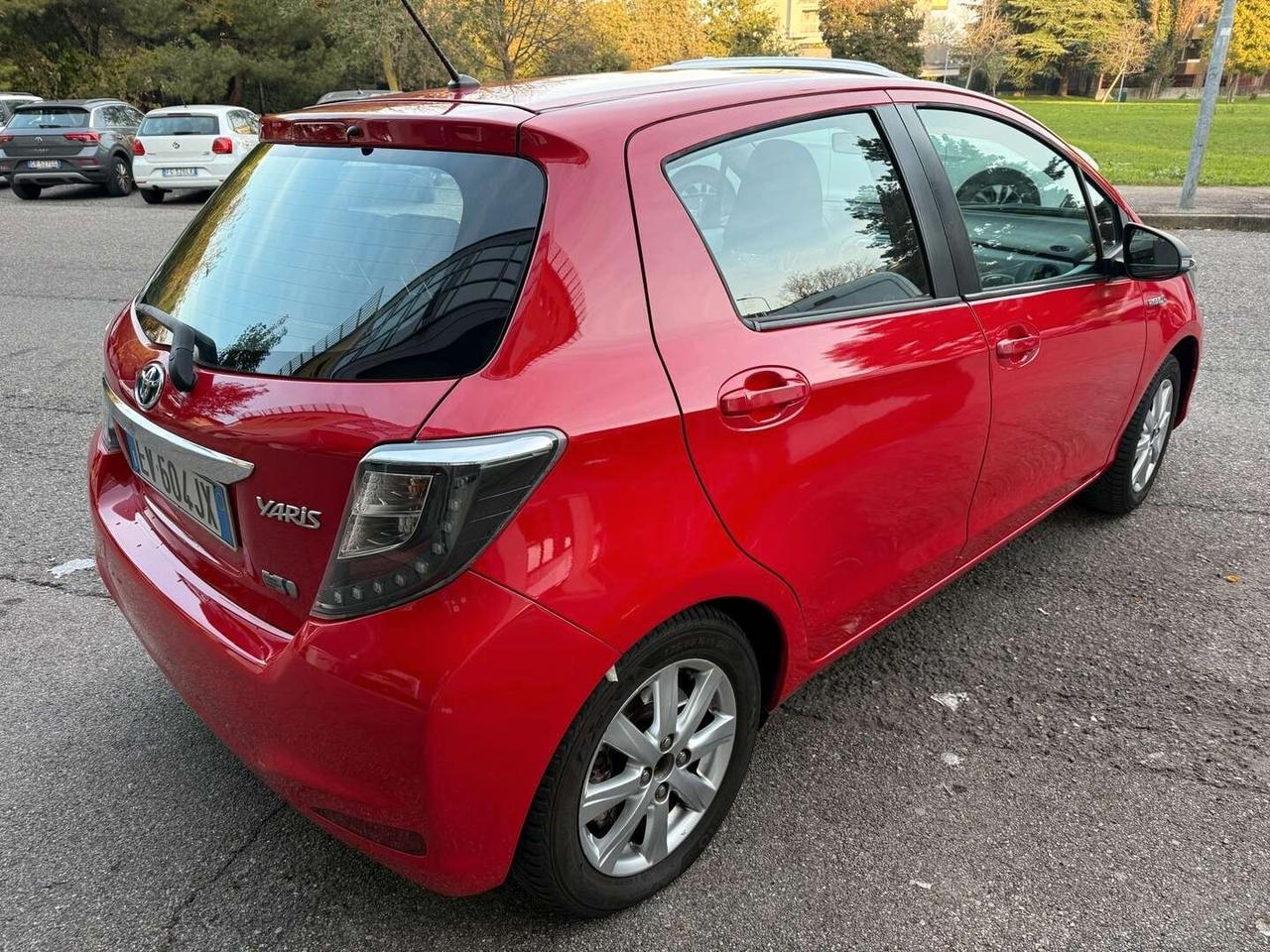 Toyota Yaris 1.5 Hybrid 5 porte Lounge