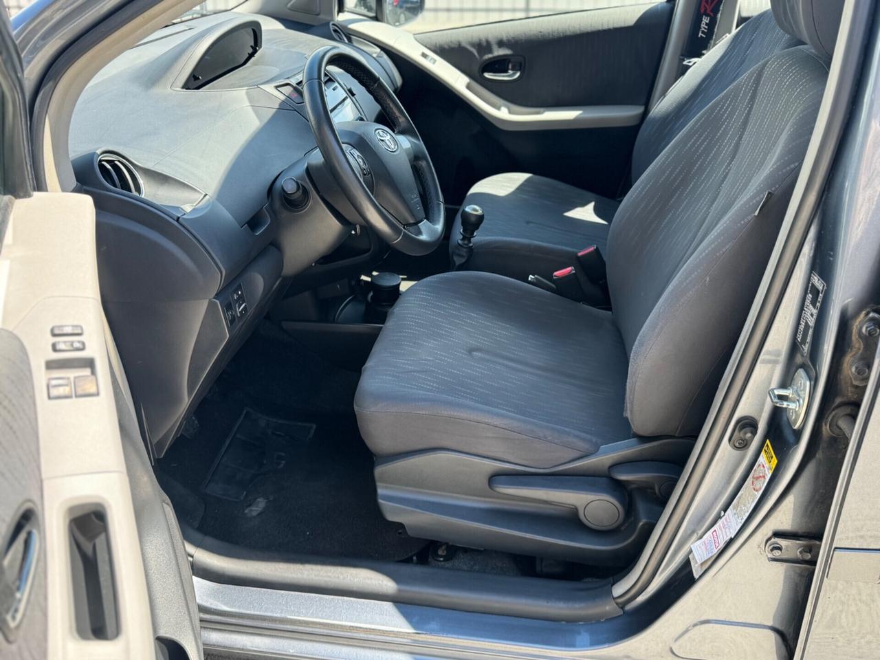 Toyota Yaris 1.3 5 porte 2009 neopatentati