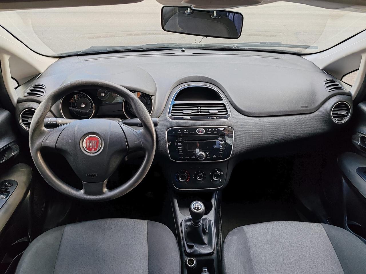 FIAT PUNTO 1.4 5 PORTE NATURAL POWER 2015