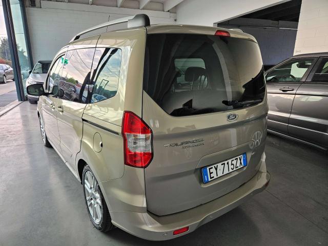 Ford Tourneo Courier 1.6 TDCI 95 CV TITANIUM