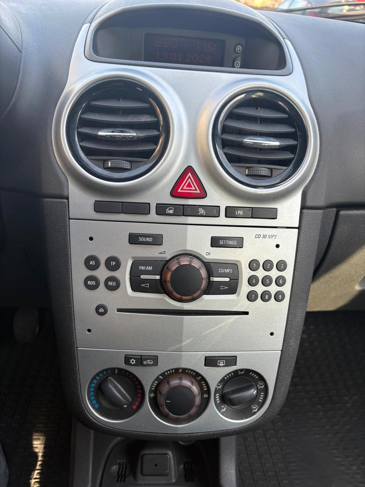 Opel Corsa 1.2 BENZGPL - UNICO PROPRIETARIO