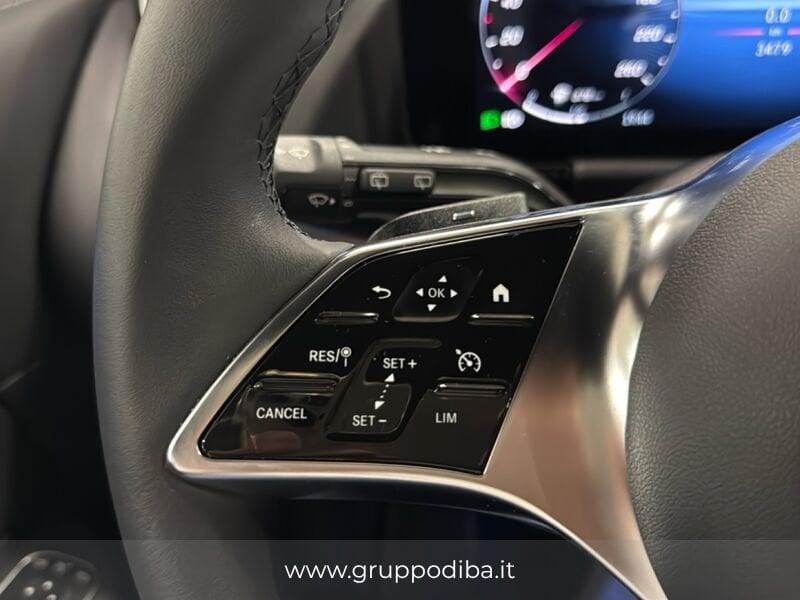 Mercedes-Benz GLA GLA-H247 2023 200 d Progressive Advanced Plus auto