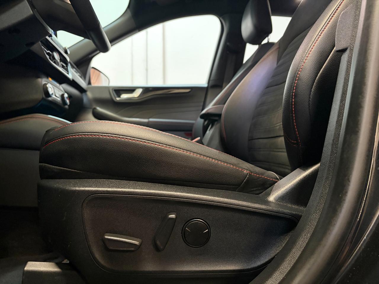 Ford Kuga 2.5 Full Hybrid 190 CV CVT 2WD ST-Line X