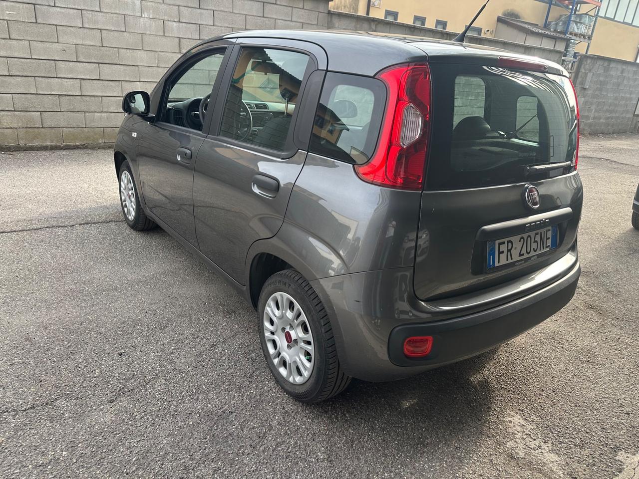 Fiat Panda 1.2 BENZINA NEOPATENTATI