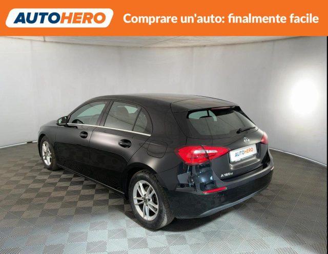 MERCEDES-BENZ A 180 d Automatic Business