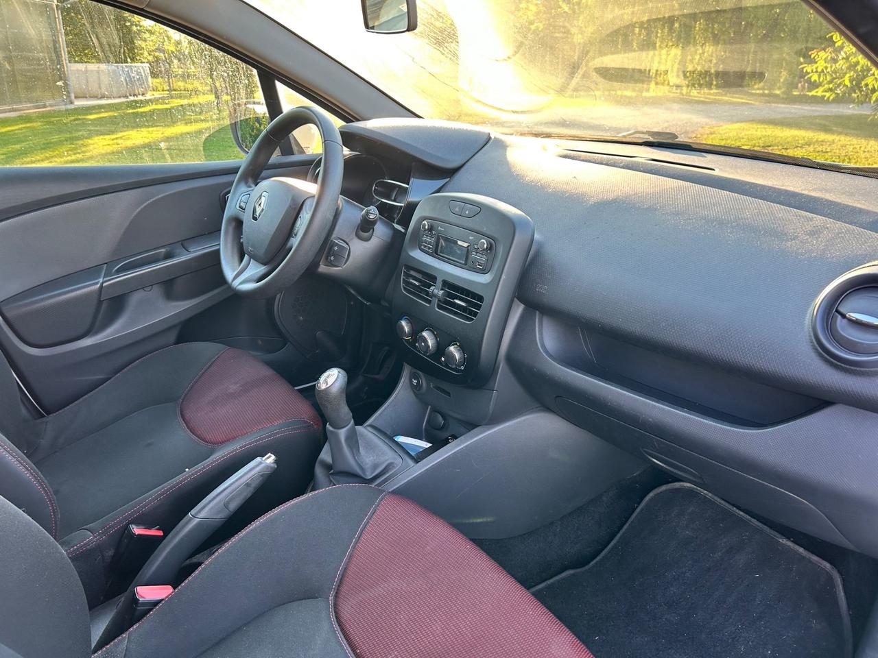 Renault Clio 1.5 dCi 75CV