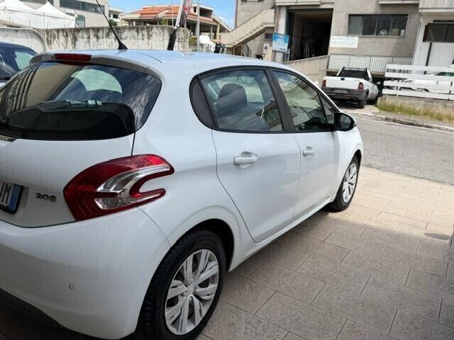 Peugeot 208 1.2 VTi 82 CV 5 porte Allure