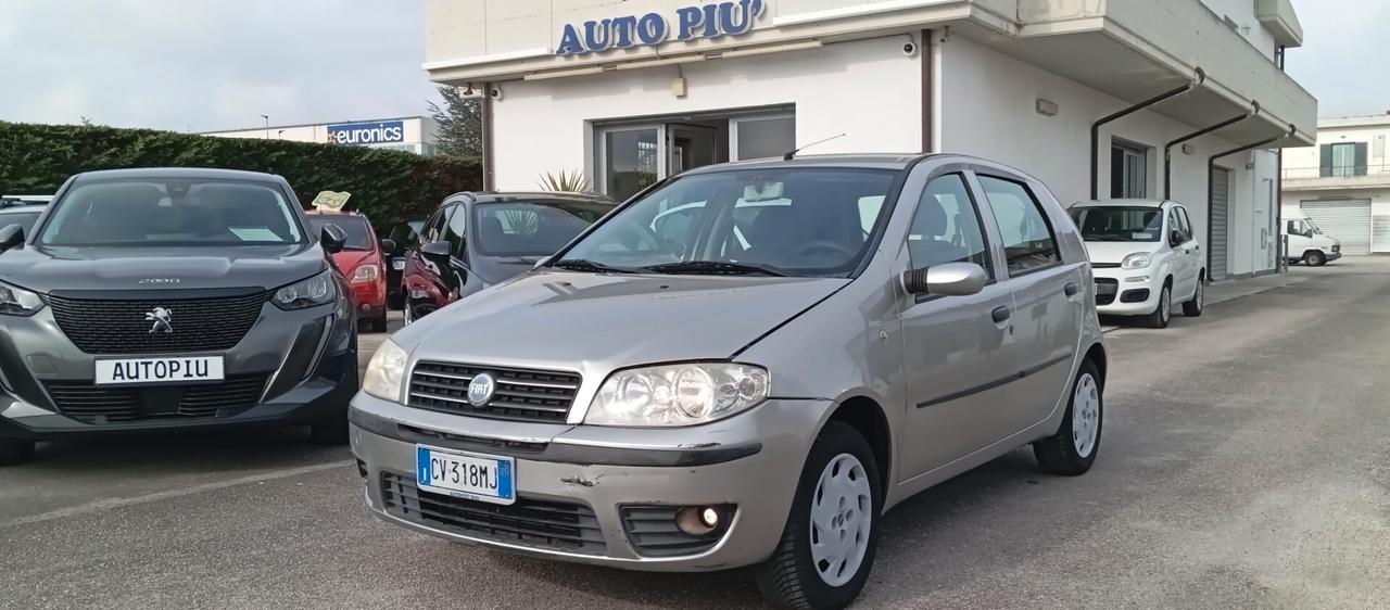 Fiat Punto 1.2i 60 CV 5 Porte - Neopatentati