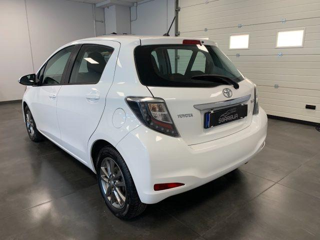 TOYOTA Yaris 1.0 Benzina Lounge 5 Porte