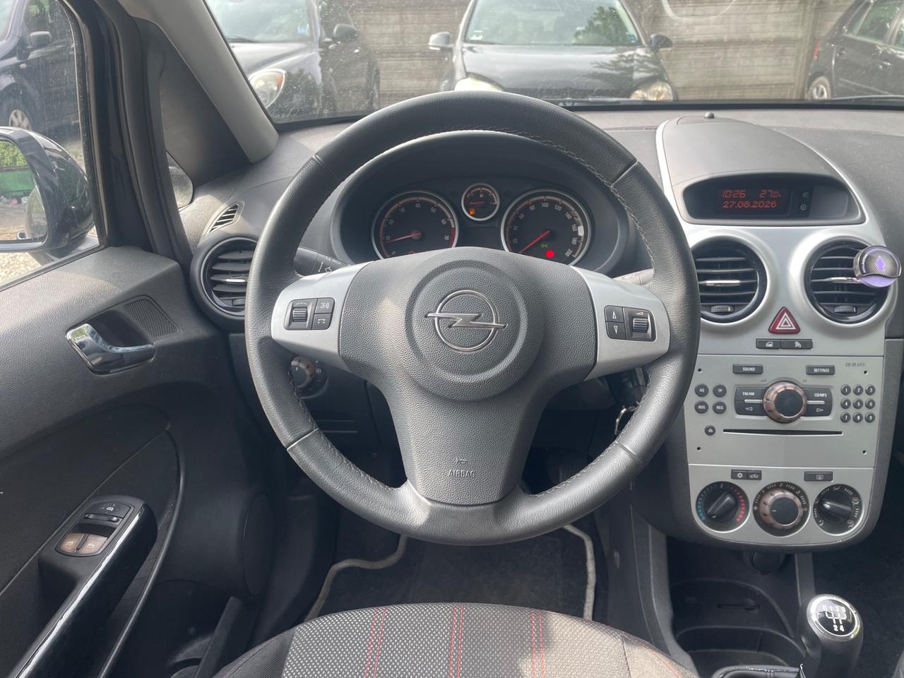 Opel Corsa NEOPATENTATI