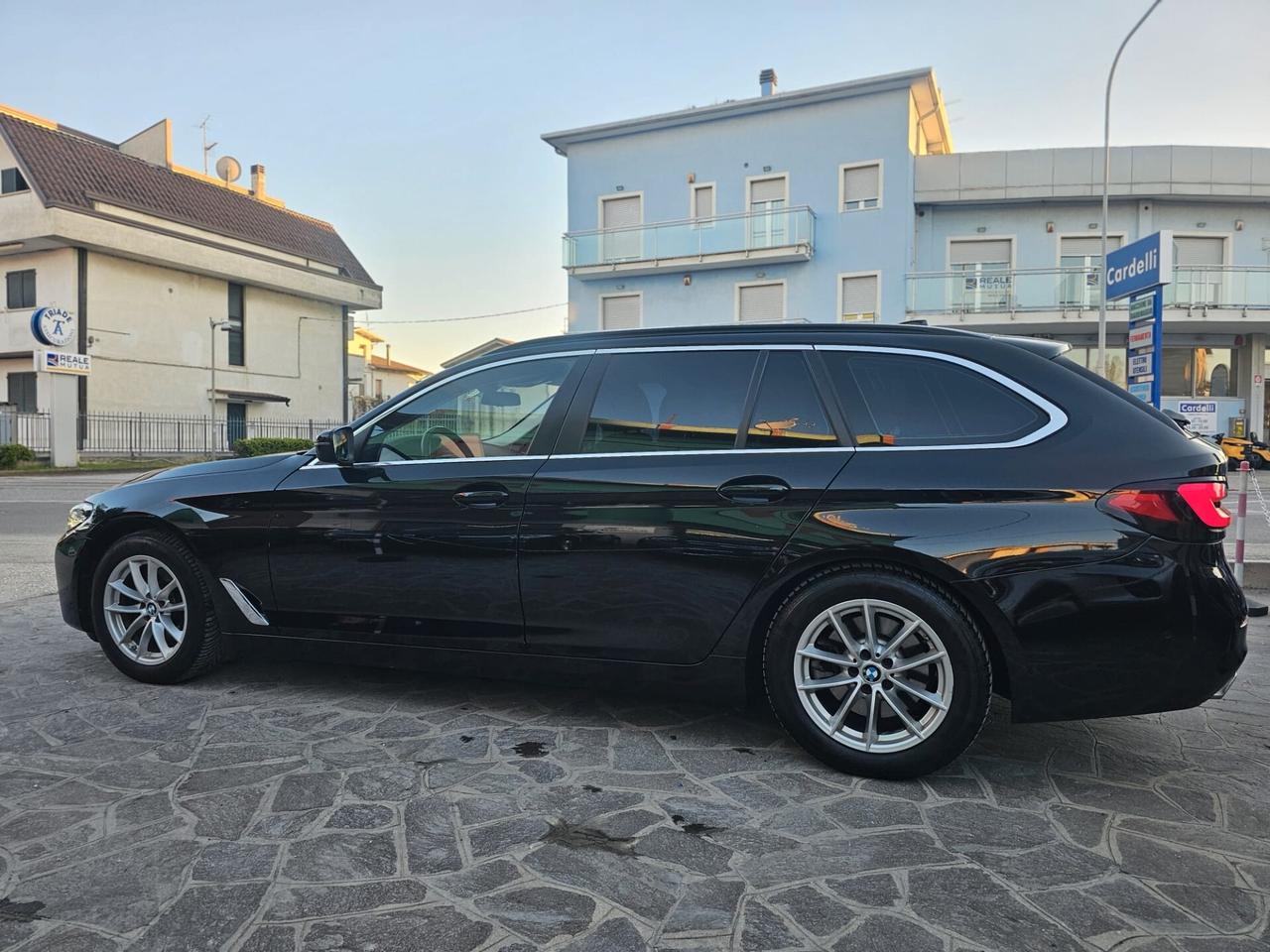 Bmw 520d 48V Touring Business CV 190