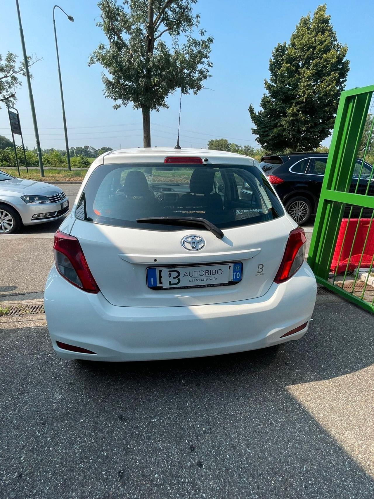 Toyota Yaris 1.0 5 porte