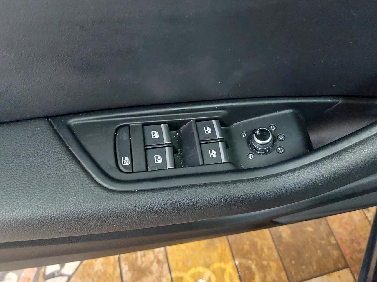 Audi A4 Avant 2.0 TDI 150 station wagon