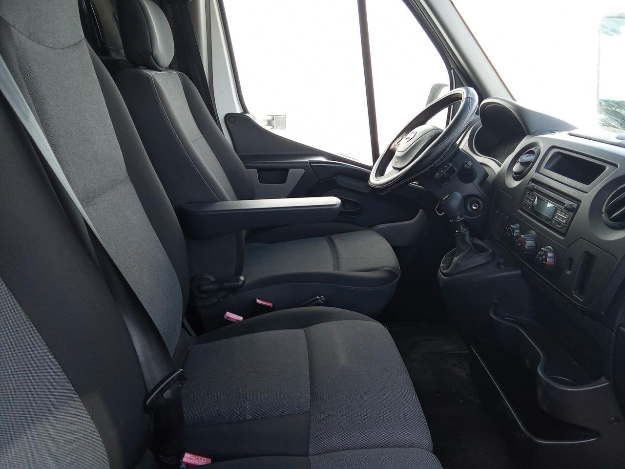 Nissan NV400 35 2.3 dCi 130CV COIMBENTATO Furgone