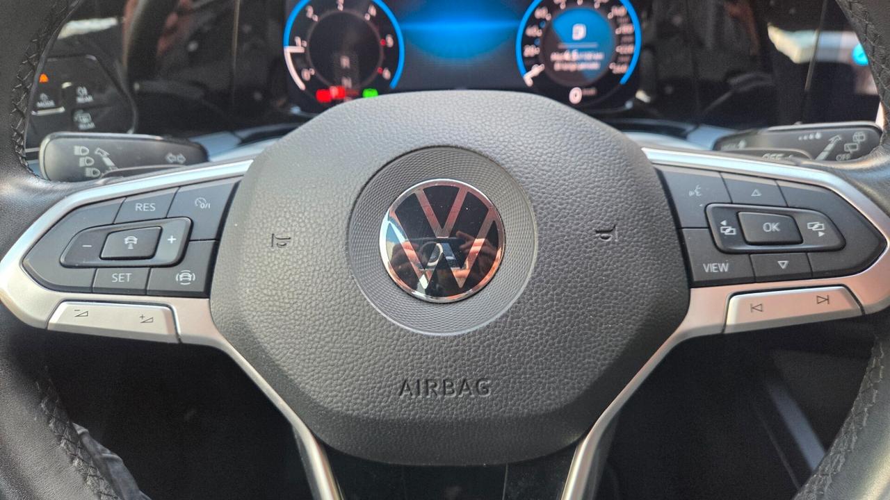 Volkswagen Golf 2.0 TDI DSG SCR Life