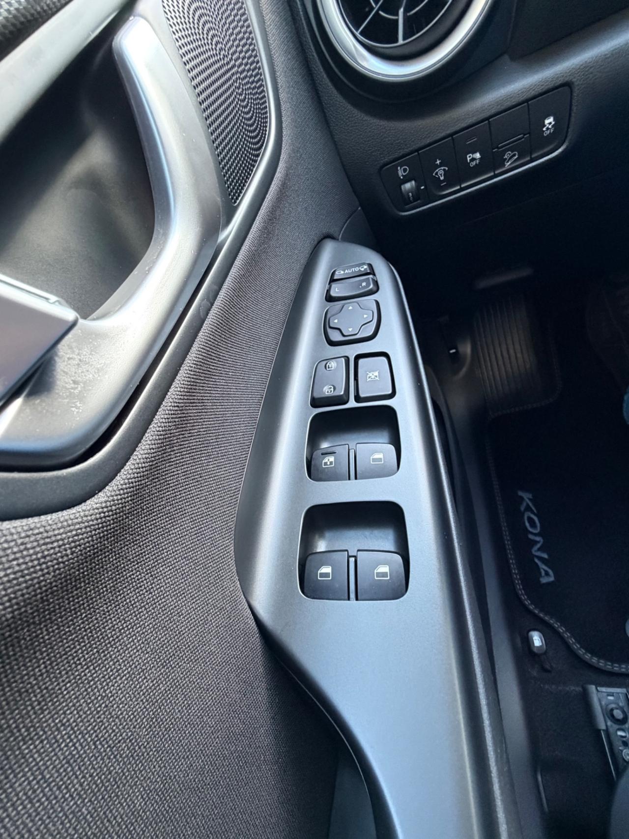 Hyundai Kona 1.0 T-GDI Hybrid 6500 km !!!!!!