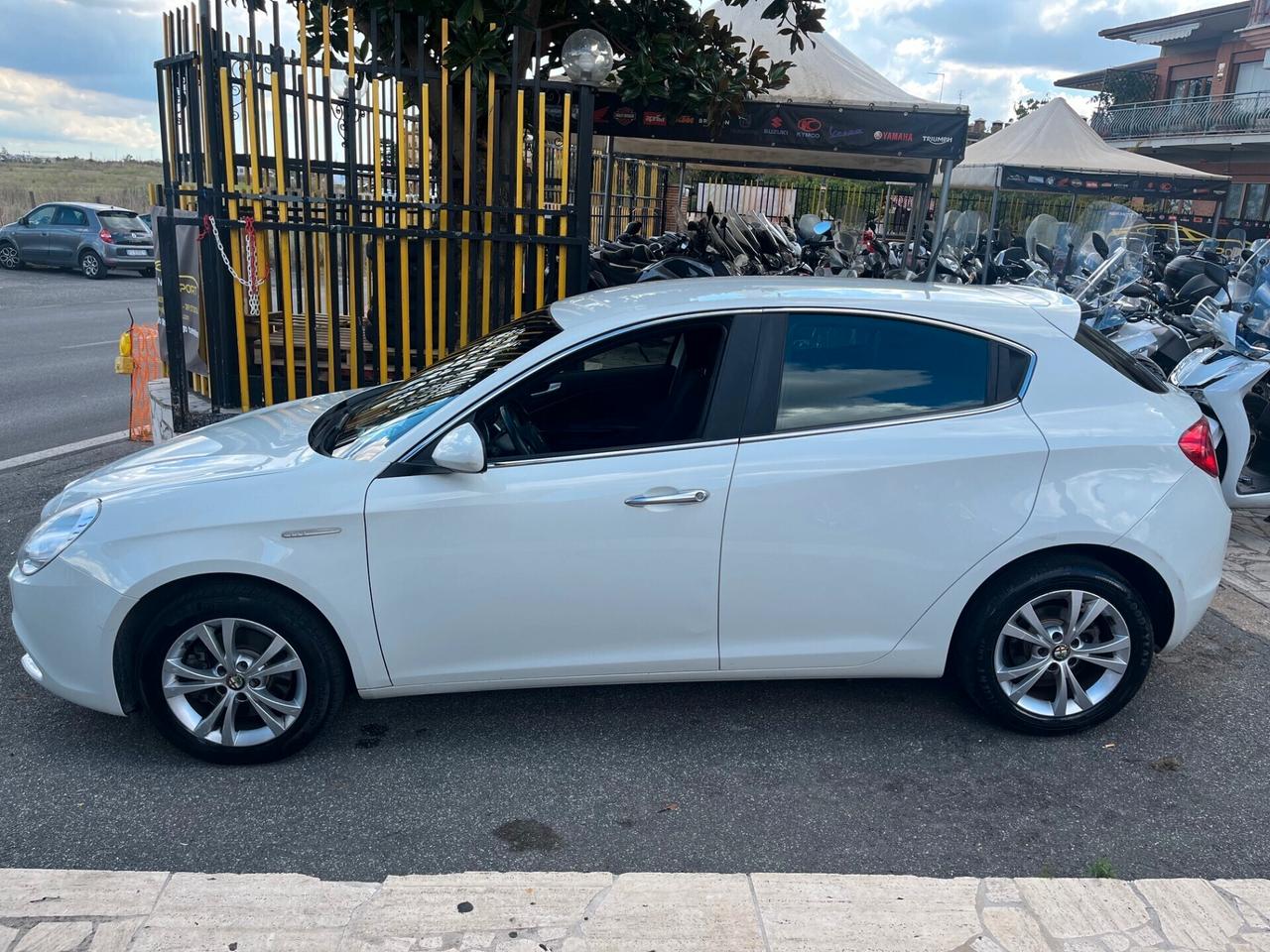 Alfa Romeo Giulietta 2.0 JTDm-2 140 CV Exclusive