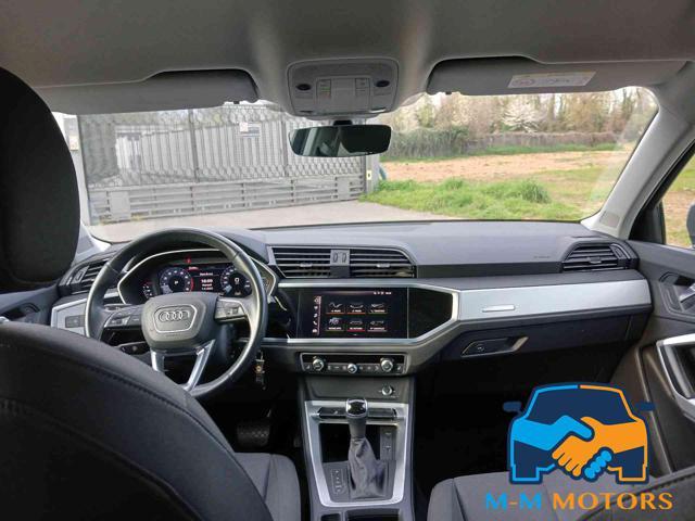 AUDI Q3 35 TFSI S tronic Business