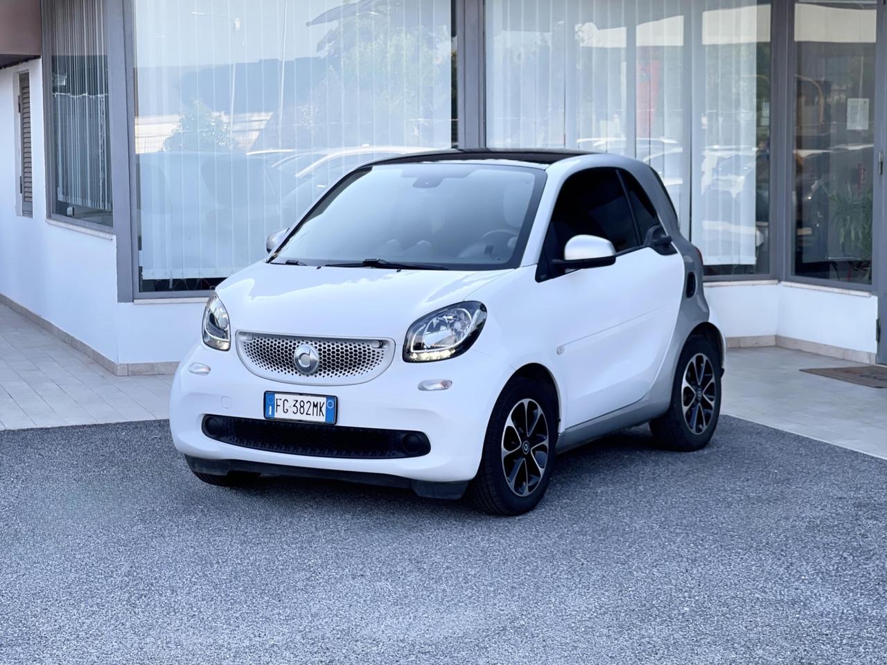 Smart ForTwo 1.0 Benzina 71CV E6 Automatica - 2016