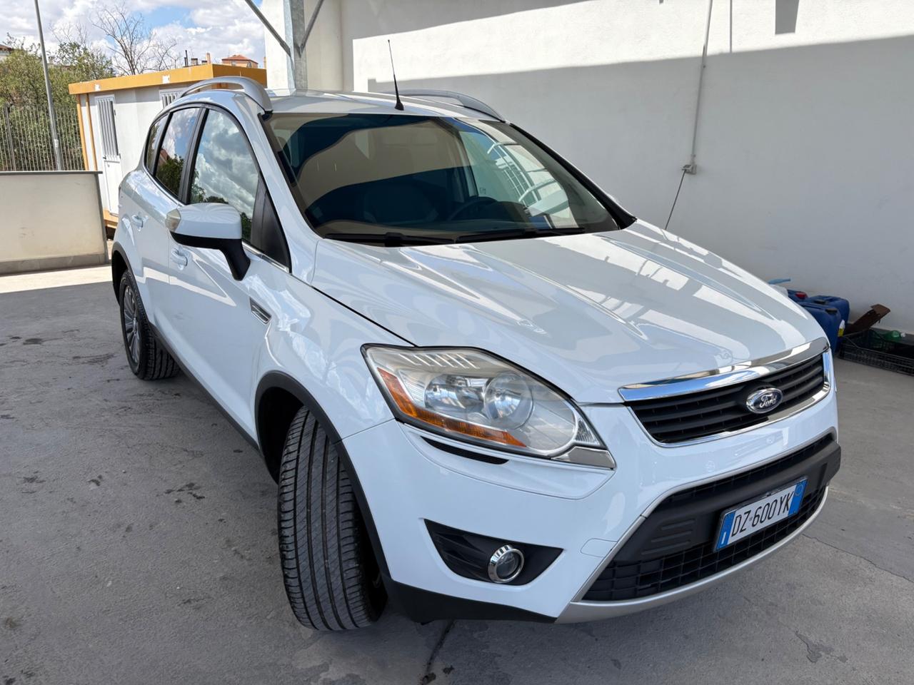 Ford Kuga 2.0 TDCi 136 CV 4WD Titanium GANCIO TRAINO