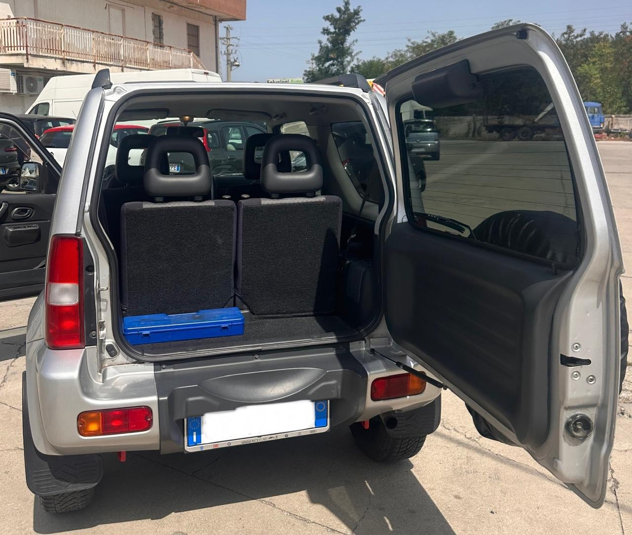 Suzuki Jimny 1.5 DDiS 65cv TOP 4WD Pari al nuovo…