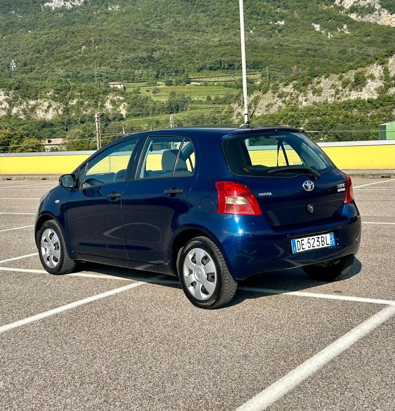 Toyota Yaris 1.3 5 porte Ed. Luna Neopatentati