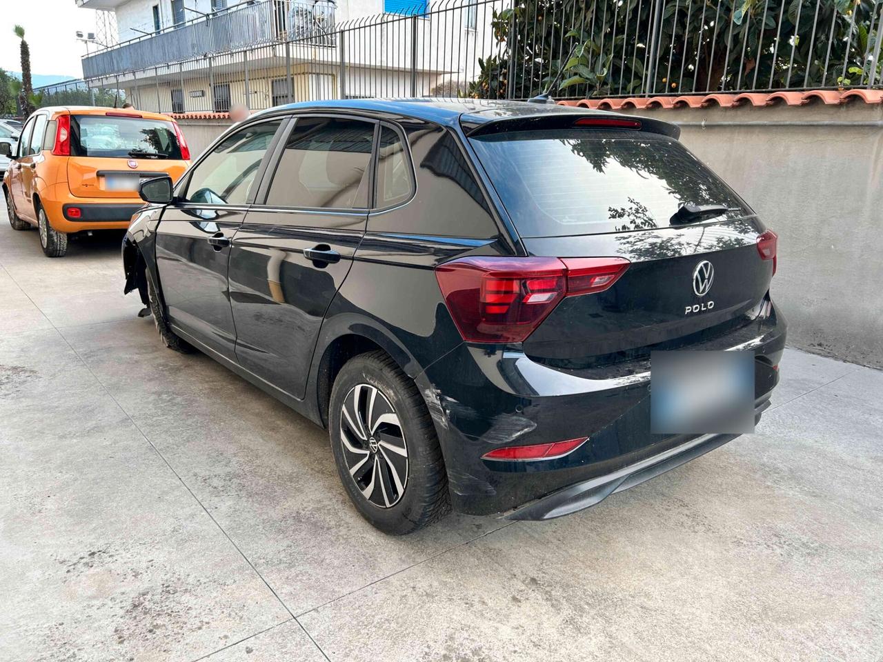 VW Polo 1.0 Benz. 80CV - 2021 Incidentata