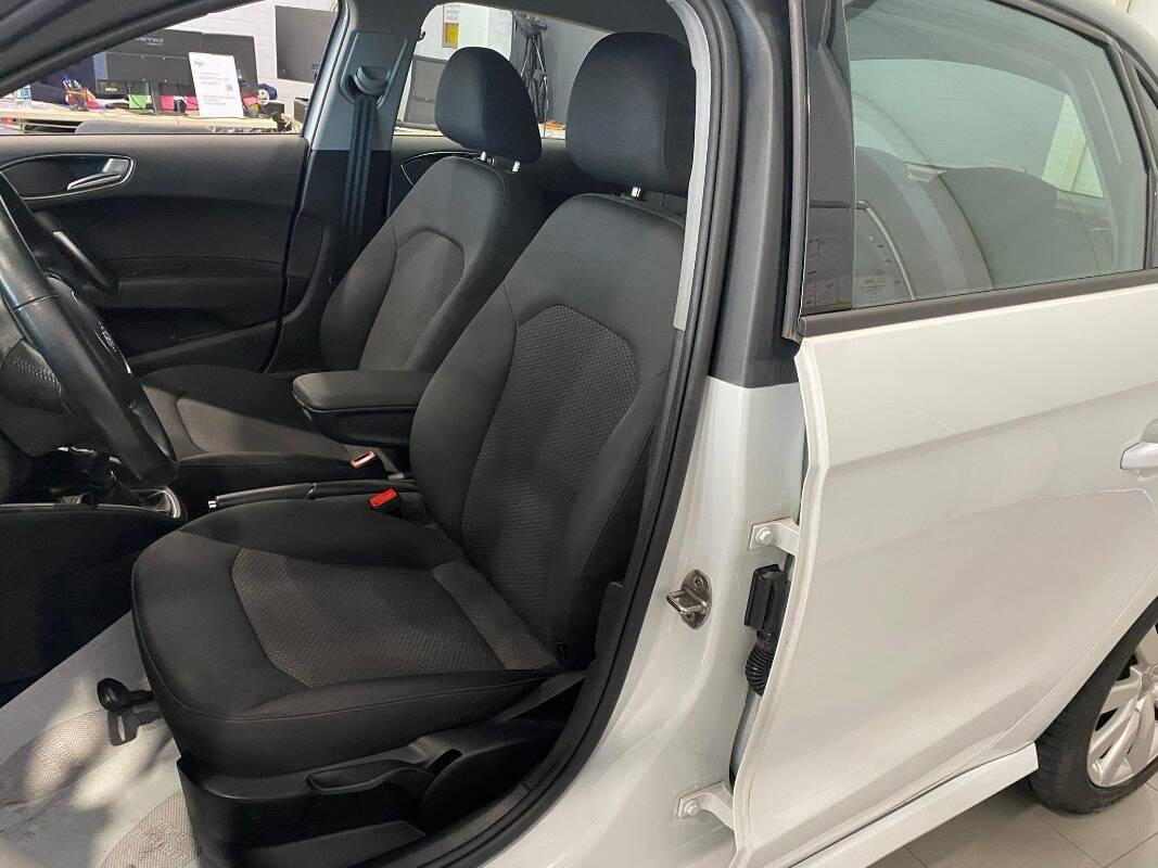Audi A1 AUDI A1 SPORTBACK S LINE