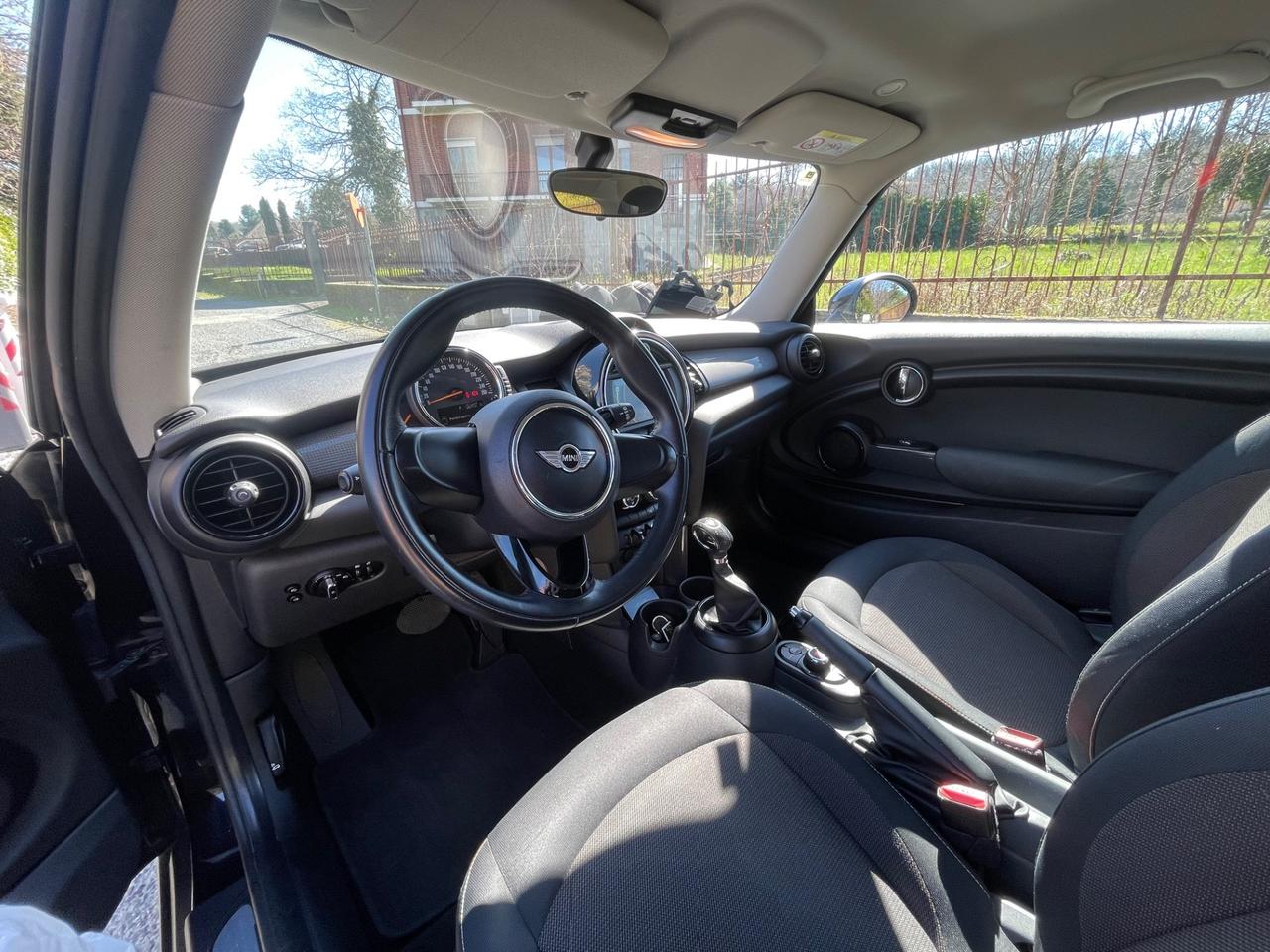 Mini 1.5 Cooper 3 porte Auto, Garantita