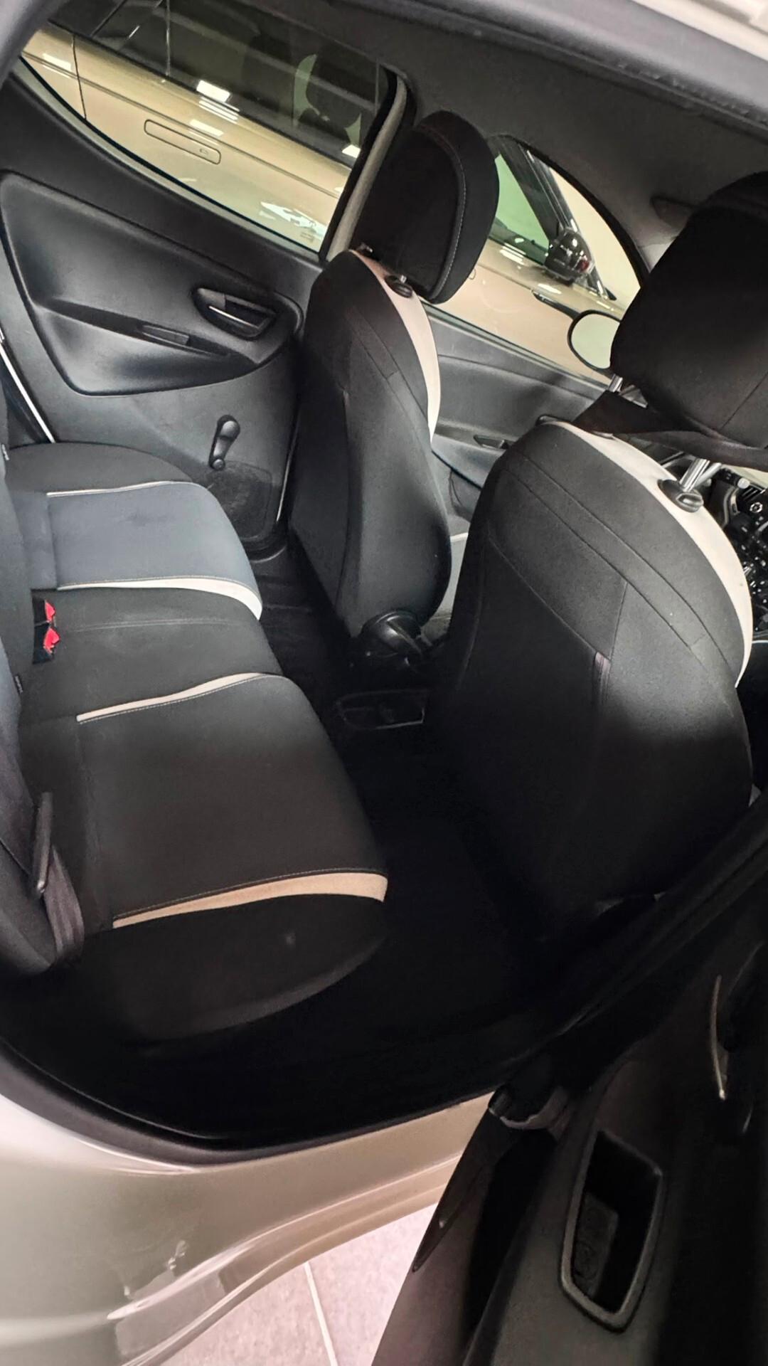 Lancia Ypsilon 1.2 69 CV 5 porte GPL Ecochic Elle