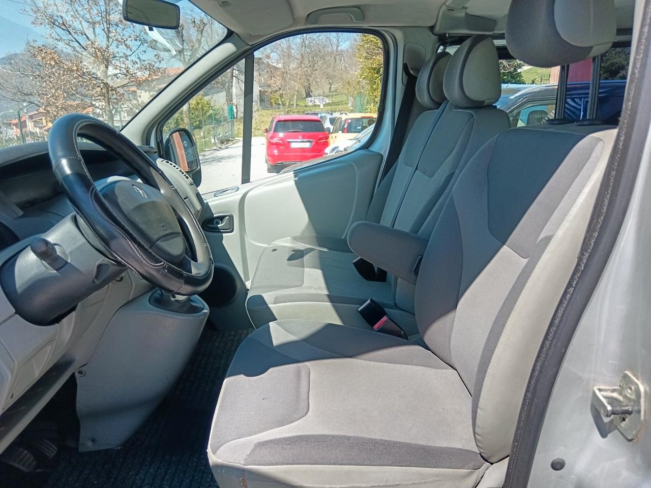 Renault Trafic 2.0 DCI 115CV AUTOCARRO 6 POSTI