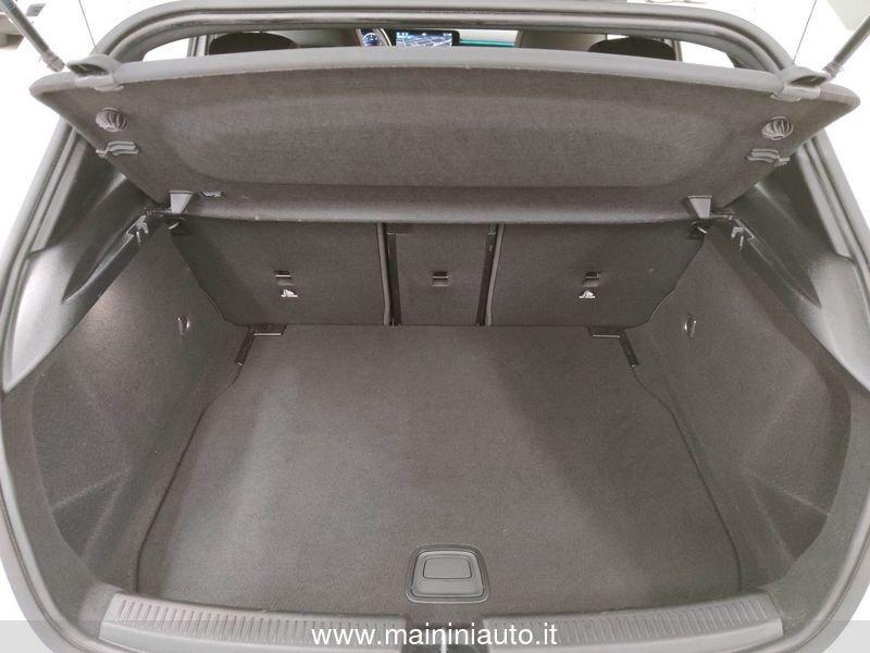 Mercedes-Benz Classe A A 180 d Automatic AMG Line Premium Cambio Automatico