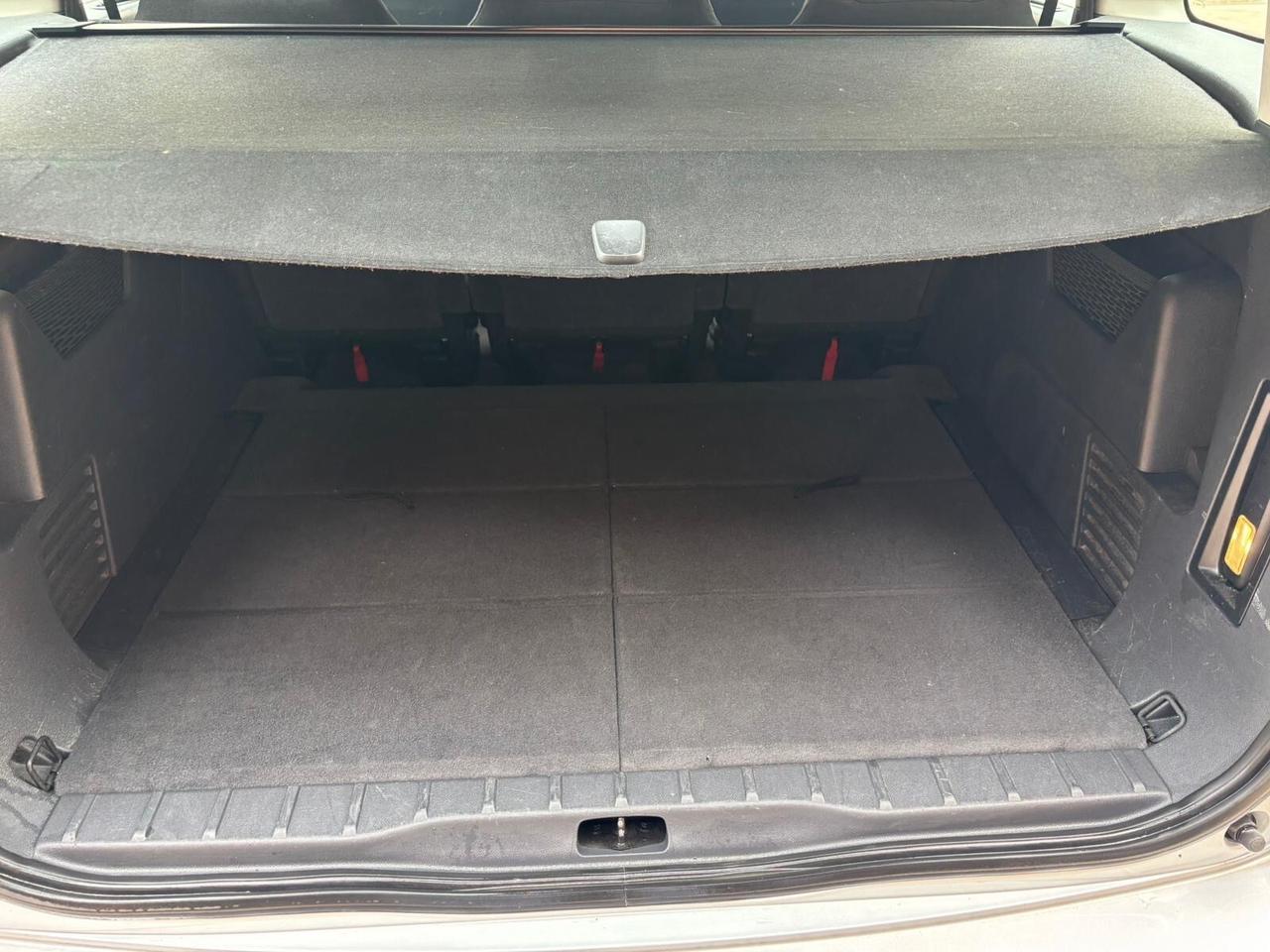 Peugeot 5008 1.6 HDi 112CV Allure