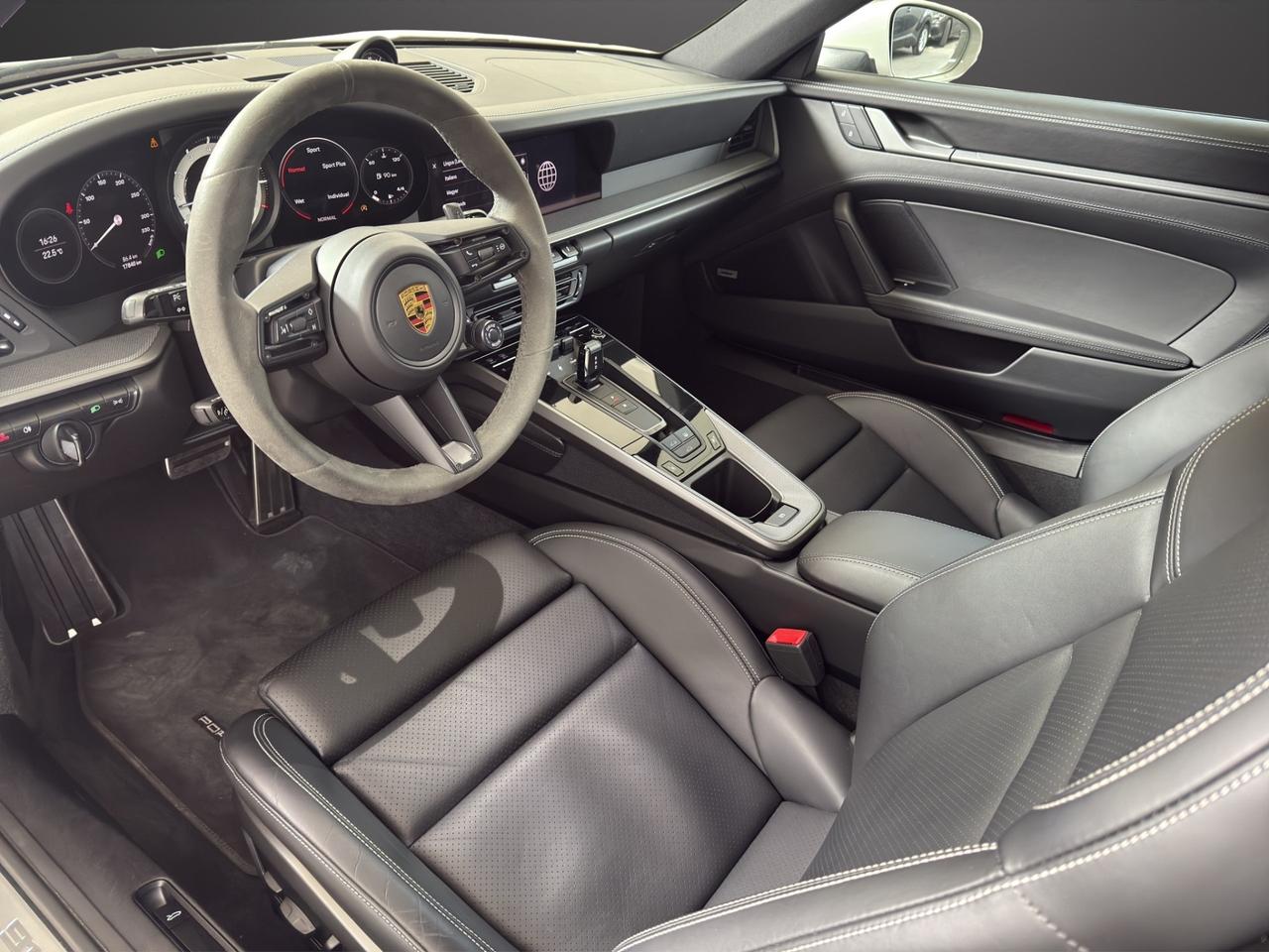 Porsche 911 992.1 Carrera 4S