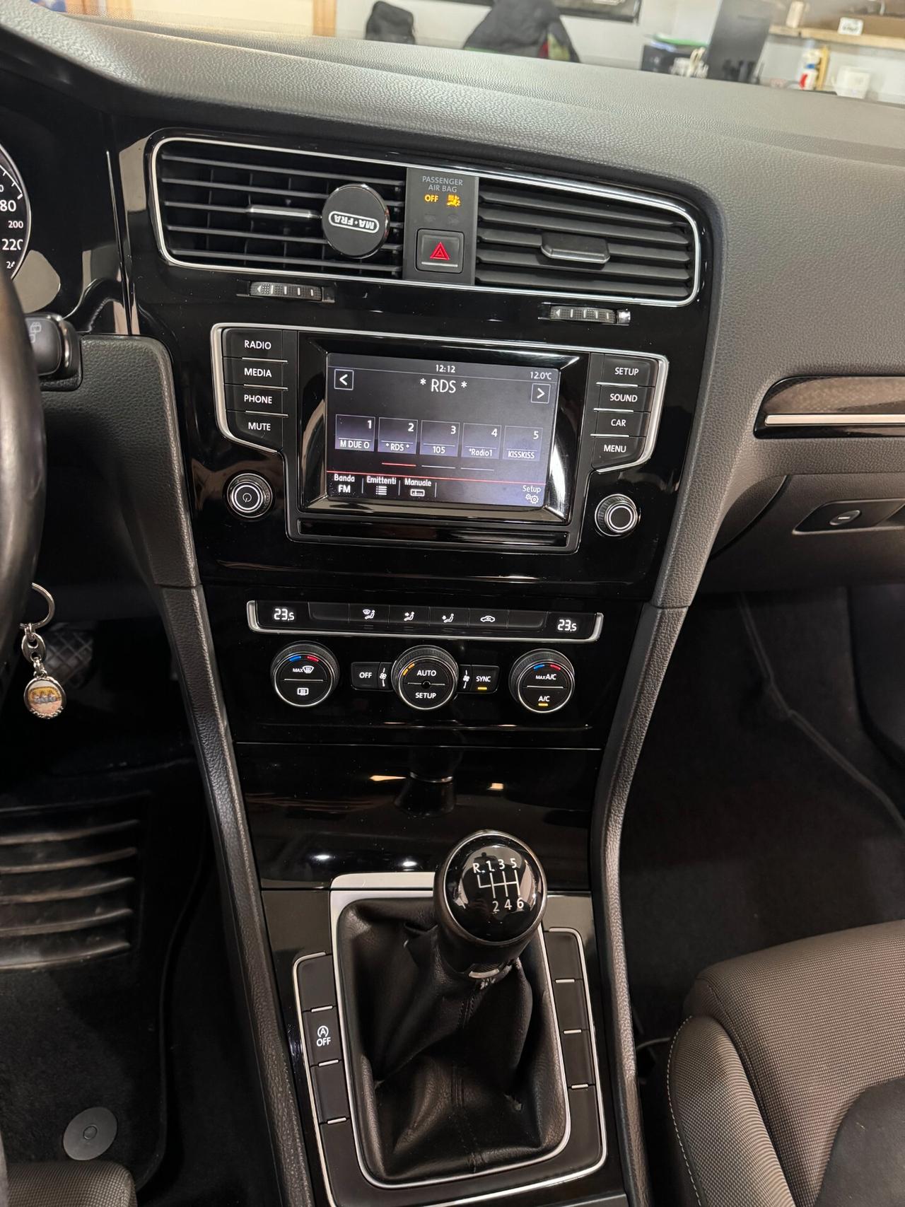 Volkswagen Golf 2.0 TDI 140 cv. 5p. Highline BlueMotion Technology