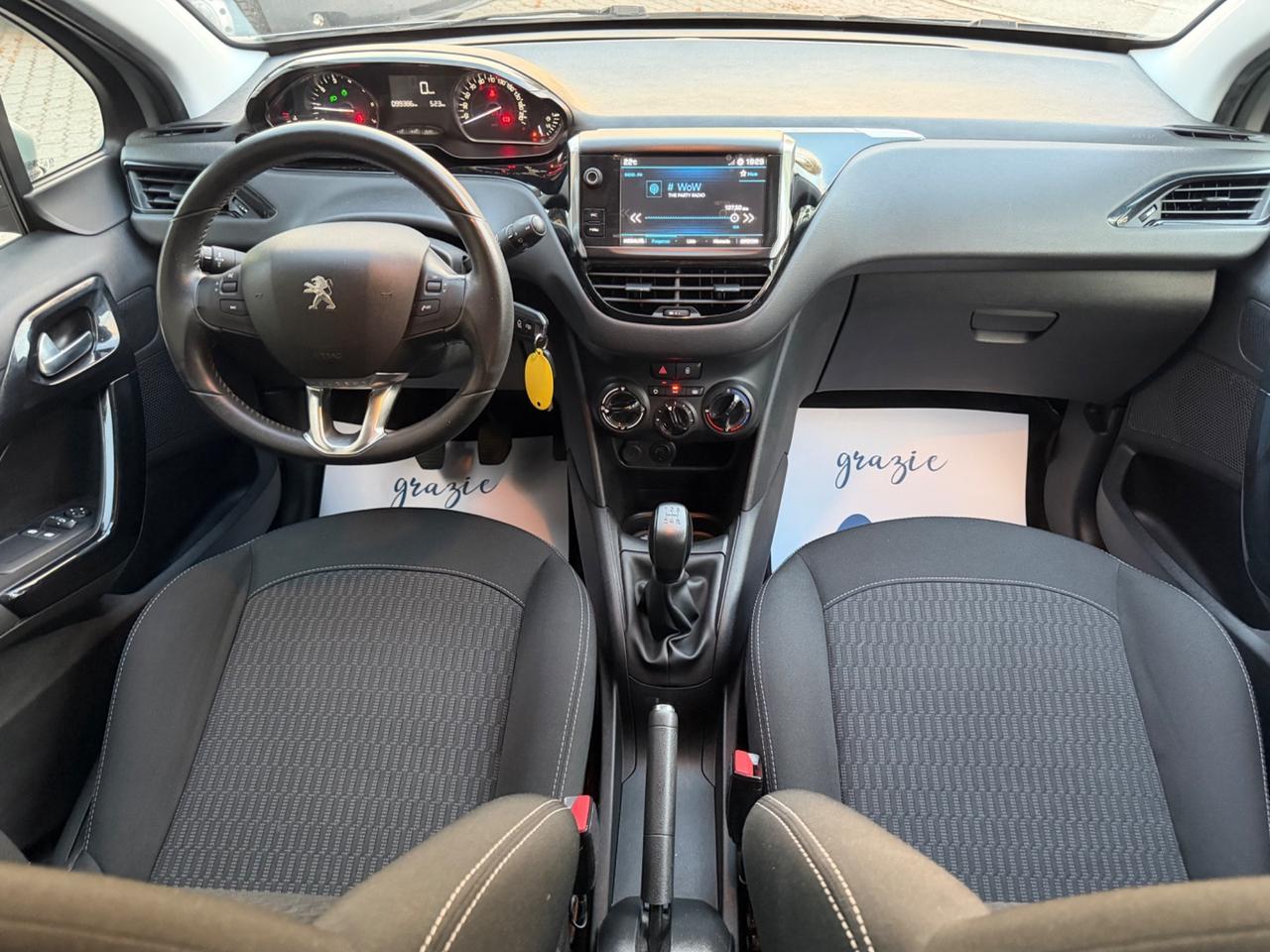 Peugeot 208 PureTech 82 5 porte Allure