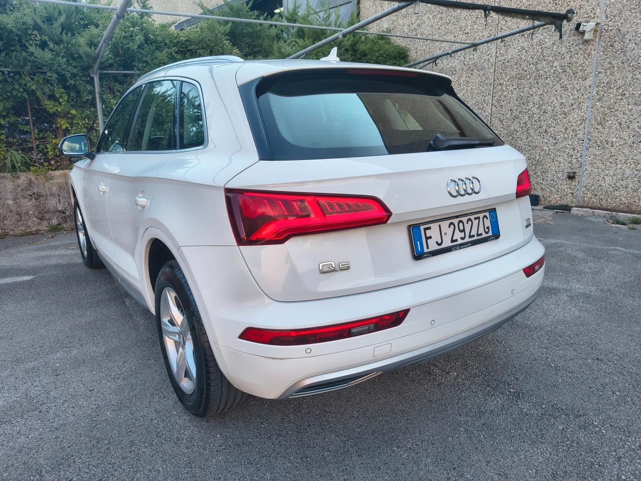 AUDI Q5 2.0 TDI QUATTRO S TRONIC BUSINESS SPORT