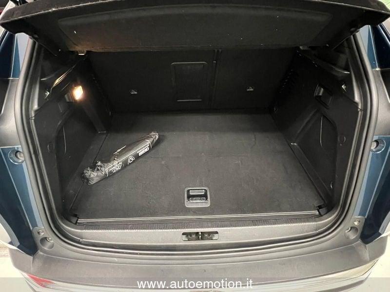 Peugeot 3008 Hybrid4 300 e-EAT8 Allure