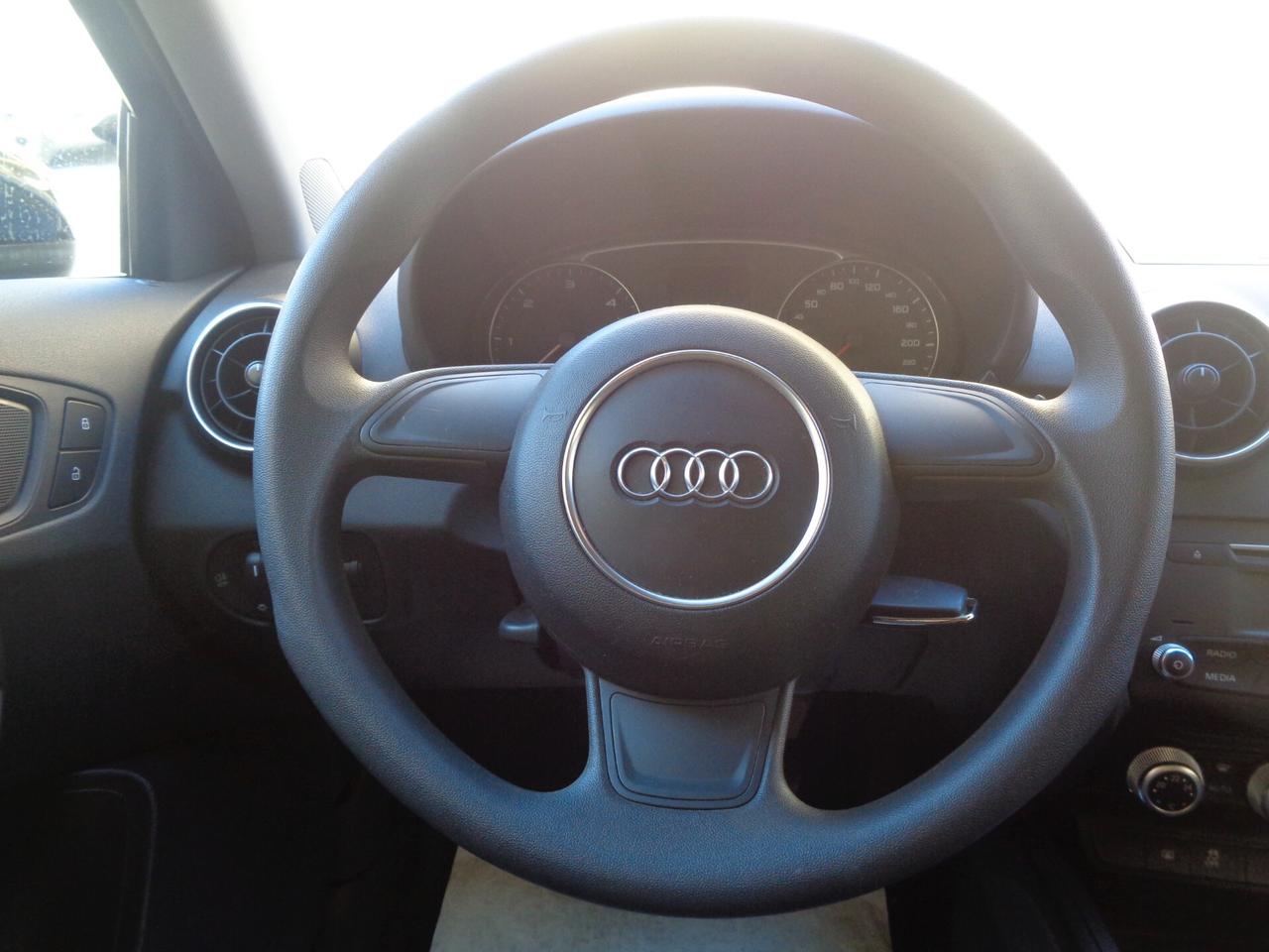 Audi A1 SB 1.4 TDI S tronic Metal plus (Adatta ai neopatentati)