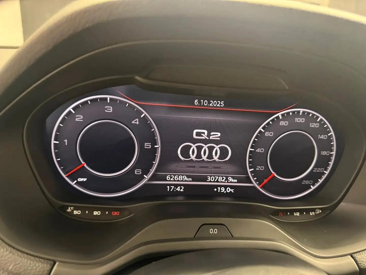 Audi Q2 35 TDI quattro S tronic line Edition